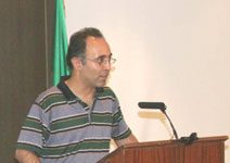 L’Iran complète la technologie et le savoir-faire nécessaire à l’assemblement d’une bombe nucléaire Témoignage du Dr. Alireza Assar, exilé iranien, scientifique nucléaire, dans une conférence de presse à Paris- juillet 2005