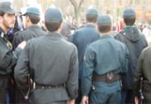 Les Iraniens répondent à l’appel des prisonniers politiques Les Iraniens répondent à lappel des prisonniers politiques