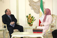 lord Fraser et Maryam Radjavi