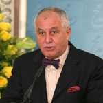 « Le mouvement de solidarité dans le monde pour votre cause ne cesse de grandir » (Ghozali). Sid Ahmed Ghozali, ancien Premier ministre algérien