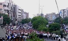 Iran : Les manifestations anti-gouvernement tournent à la violence après la publication d’un dessin Iran : Les manifestations anti-gouvernement tournent à la violence après la publication dun dessin