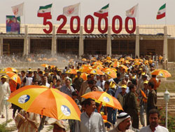 « La solidarité de millions dIrakiens avec les Moudjahidine du Peuple dIran » (Brian Binley)