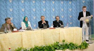 Maryam Radjavi célèbre la levée des restrictions judiciaires   