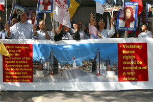 Londres: les Iraniens protestent contre le régime des mollahs devant la Croix-Rouge