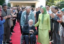 Iran-Résistance : Mon fraternel soutien dans votre quête de la démocratie » (Abbé Pierre) Iran-Résistance : Mon fraternel soutien dans votre quête de la démocratie » (Abbé Pierre)