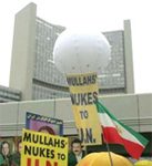 Le défi de l’Iran Manifestation contre la bombe des mollahs