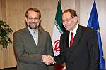 Solana et Larijani se penchent sur le dossier du nucléaire iranien 