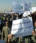 Iran : Salaires non payés et licenciements