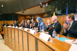 Maryam Radjavi au Parlement europ&eacute;en le 28 mai &agrave; Bruxelles
