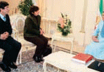 Maryam Radjavi : ni guerre ni mollahs (Interview Afrique Asie) Interview de Maryam Radjavi par Augusta Conchiglia et Majed Nehmé