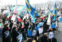 Plus d’un millier de manifestant à Paris pour l’application de l’arrêt de la CEJ Image