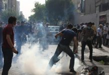 9 juillet : 25 points de manifestations à Téhéran avec 3 à 5000 personnes à chaque point 9 juillet 2009 Téhéran