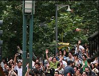 Iran : Manifestation aux cris de ministres du dictateur, démission ! en face du Majlis à Téhéran archive