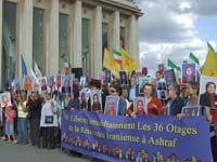 Paris, pravis des droits de l'homme, pour la lib&eacute;ration des 36 otages d'Achraf