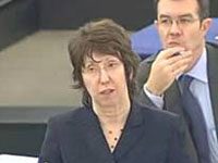 L’UE condamne la pendaison de prisonniers politiques en Iran Lady Ashton