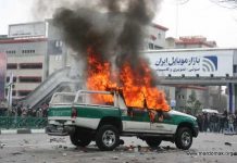 Les kiosques du Bassidj à Téhéran démantelés, de crainte que les jeunes n’y mettent le feu Téhéran, 27 décembre 2009