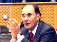 « L’élément répulsif du régime en Iran, c’est sa manière de traiter les femmes » – Vidal-Qadras Alejo Vidal-Quadras, vice-président du Parlement européen