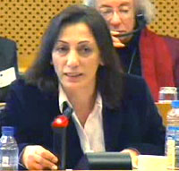 Zinat Mir Hachemi, membre du CNRI, rédactrice en chef de "Nabard-e-Khalgh"