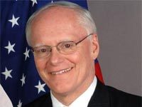 L’Iran finance, arme et entraine des groupes terroristes irakiens, selon l’émissaire US James Jeffrey