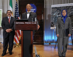 Conférence de presse à Washington, 9 septembre: Alireza Jafarzadeh, Pr Raymond Tanter, Soona Samsomi