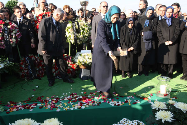 Auvers, 18 octobre 2010, funérailles de Marzieh