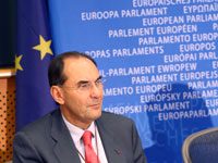 « Cette déclaration écrite est un message politique fort au gouvernement iranien » – Vice président du PE