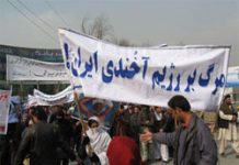 Les Afghans organisent de bruyantes protestations contre les exécutions en Iran