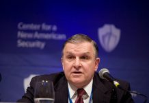 Nous devons changer de politique et d’attitude vis-à-vis de l’opposition iranienne – général US Anthony Zinni