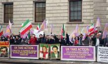 Des femmes manifestent en faveur des réfugiés du camp d’Achraf