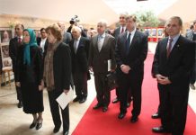 Paris : Conférence internationale de la Résistance iranienne en présence de hauts dignitaires américains et européens