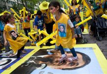 Rassemblement de manifestants contre le dirigeant iranien à l’extérieur de l’ONU