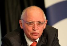 La pression économique est nécessaire sur Bagdad pour régler le cas d’Achraf, selon Gunther Verheugen