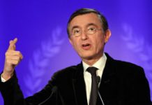Tant que les habitants d’Achraf n’auront pas reçu des assurances formelles et par écrit ils sont en droit de refuser ce déplacement vers ce qui serait alors un camp de détention.