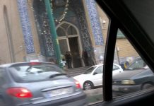 En Iran élections, les bureaux de vote à Téhéran sont déserts