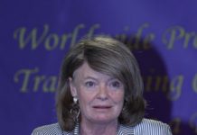 En ce jour des femmes, il est bon de rappeler que la résistance et la persévérance des femmes d’Ashraf se trouve inspirée de celle d’une autre femme (Aude de Thuin)