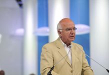 La dignité des Moudjahidine du peuple d’Iran, c’est de résister quoi qu’il leur en coute – Jean-Pierre Brard