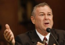 Nous avons envoyé des gens dans un camp de concentration – Dana Rohrabacher