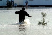 Les eaux usées et la pluie ont inondé tout Liberty