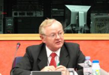 Le régime en Iran sera renversé, le plus tôt sera le mieux – Jim Higgins