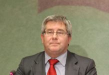 Les habitants de Liberty ne doivent plus être interrogés par le HCR tant qu’ils ne sont pas à Achraf – Eurodéputé polonais