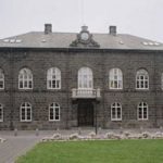 Islande : les députés pour les droits des femmes en Iran et la sécurité des habitants de Liberty