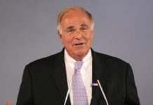 Les Etats-Unis ont promis de protéger les Achrafiens, qu’ils le fassent – Ed Rendell