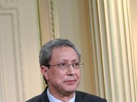 Témoignage choc de Tahar Boumedra à Genève : impossible que la MANUI et l’ambassade américaine ne sachent où sont les otages