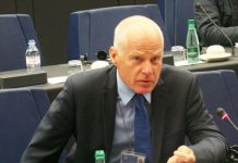 Nous sommes tous des Achrafiens parce qu’il s’agit de valeurs universelles – eurodéputé britannique