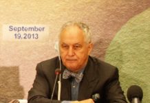Il y a eu crime contre l’humanité prémédité à Achraf – Sid Ahmed Ghozali