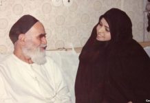 Iran : Un commentaire controversé de la petite fille de Khomeiny