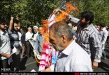 Iran : Laridjani s’oppose à la suppression du slogan « A bas l’Amérique »