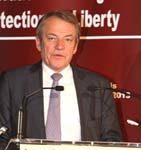 Iran : Nous devons être exigeants, sans concession (le député Dominique Lefebvre)