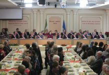 14 000 maires au chevet de la résistance iranienne à Auvers-sur-Oise
