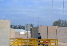 Le blocus autour du camp Liberty se renforce